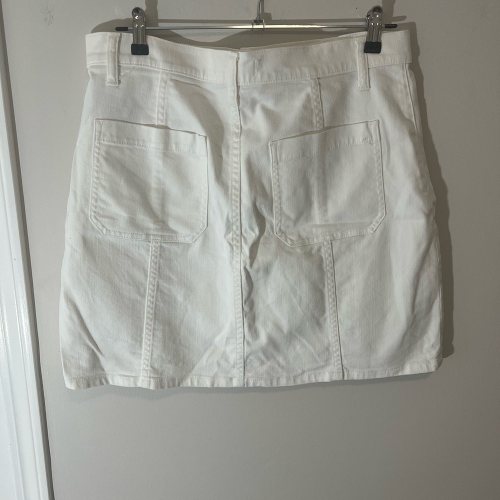 Madewell Stretch Denim A-Line Mini Skirt in Tile White: Button-Front Edition - Picture 3 of 6
